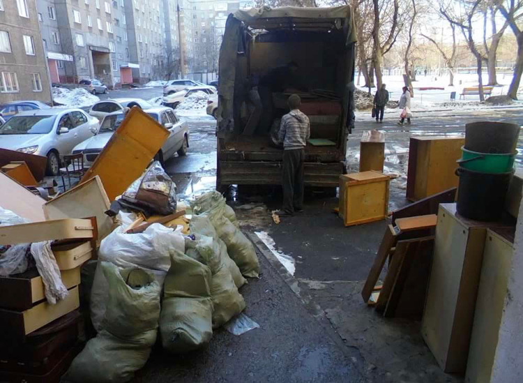 Вывоз старой мебели, хлама, строительного мусора в городе Таганрог, фото 4, телефон продавца: +7 (989) 622-52-87