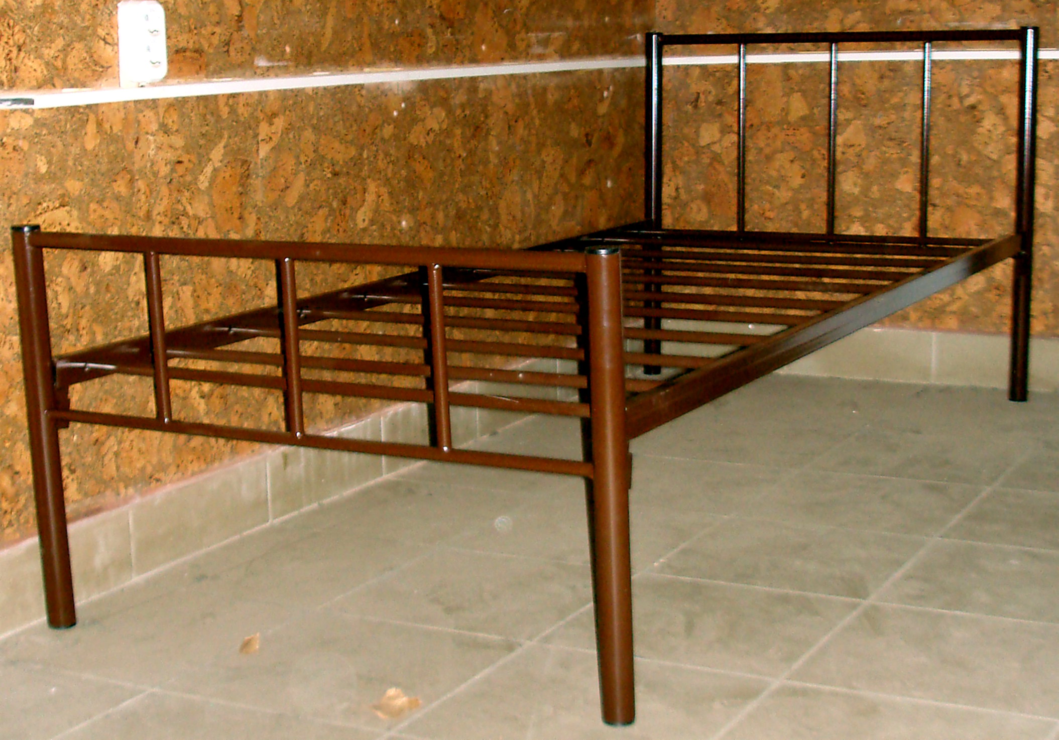 Кровати на металлокаркасе, двухъярусные, односпальные для хостелов, гостиниц, рабочих в городе Феодосия, фото 3, стоимость: 11 000 руб.
