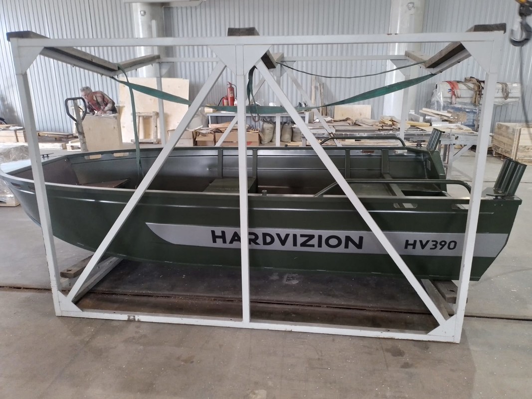 Купить лодку (катер) Hardvizion 390 в городе Рыбинск, фото 3, телефон продавца: +7 (915) 991-48-19