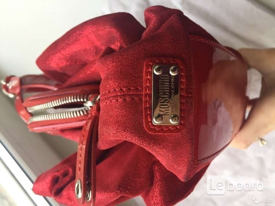 Сумка moschino италия красная замша натуральная лазерная лак кожа бант принт дизайн декор топ лакова в городе Москва, фото 3, стоимость: 35 500 руб.