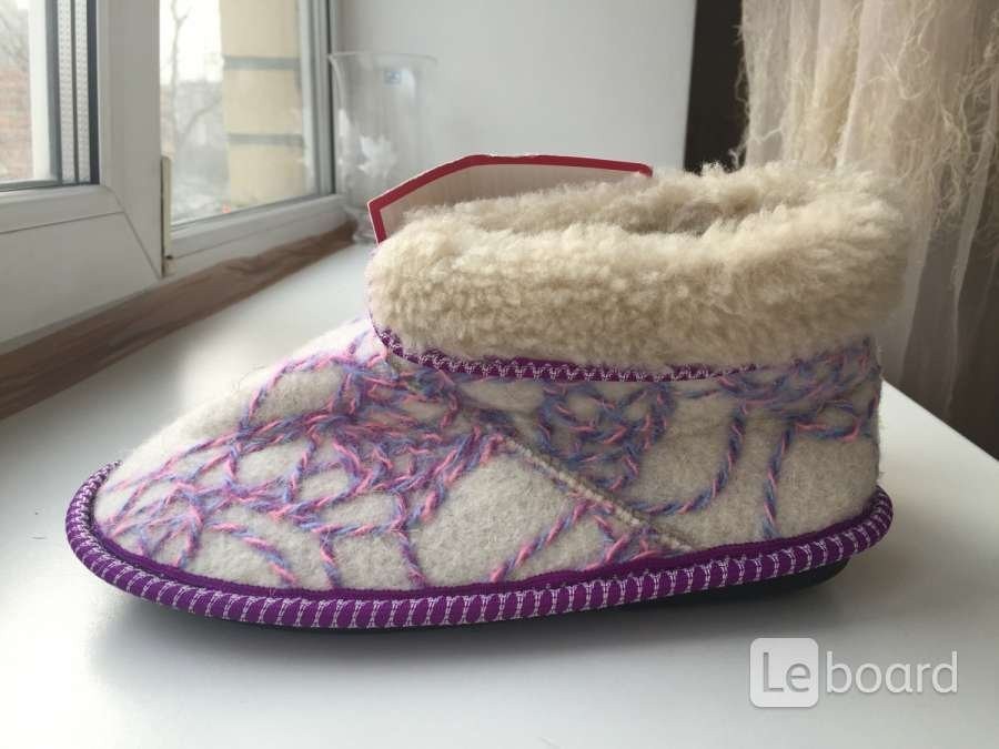 Чуни домашние новые 35 36 угги uggi тапки тапочки женские сапоги сапожки молочные розовый фиол в городе Москва, фото 3, Женская обувь