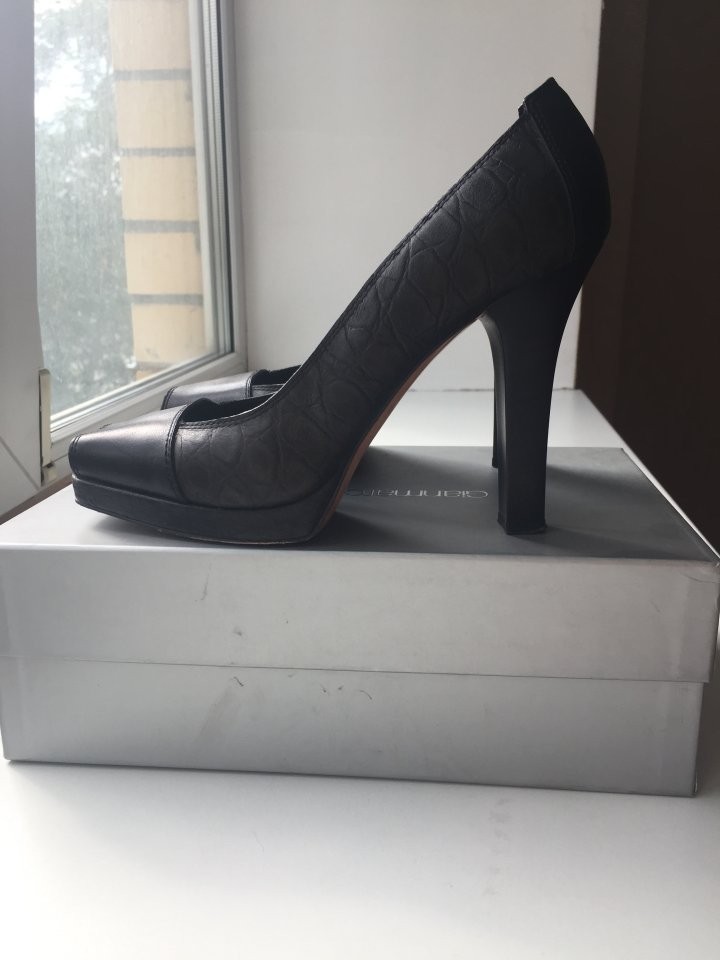 Туфли gianmarco lorenzi италия 39 размер кожа черные платформа 1см каблук 10 шпилька женские кожаные в городе Москва, фото 2, Женская обувь