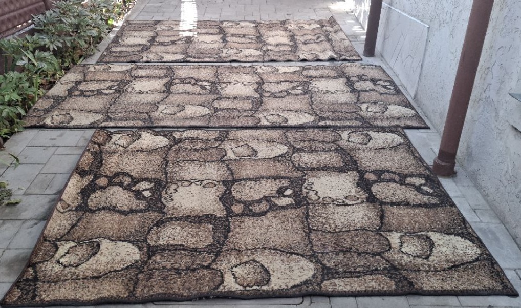 Продам палас б-у (3 штуки) в городе Симферополь, фото 1, Крым