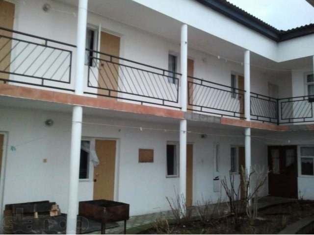 Сдается гостиница на 10 номеров п.Витязево в городе Анапа, фото 1, стоимость: 87 руб.