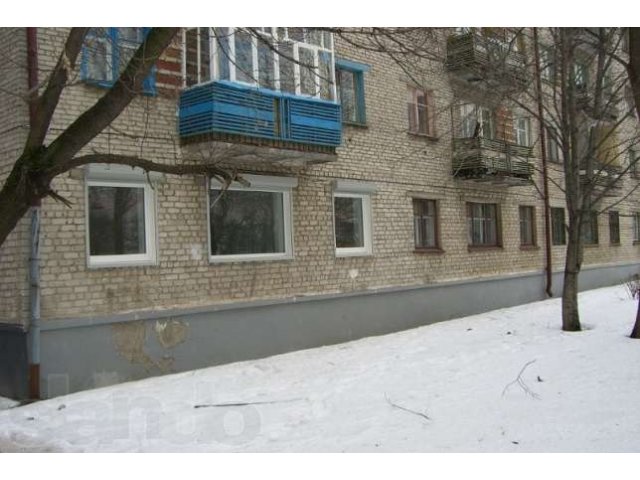 Сдаю помещение по пр.Ленина,56  на первой линии. 42 кв.м. в городе Чебоксары, фото 1, стоимость: 1 000 руб.